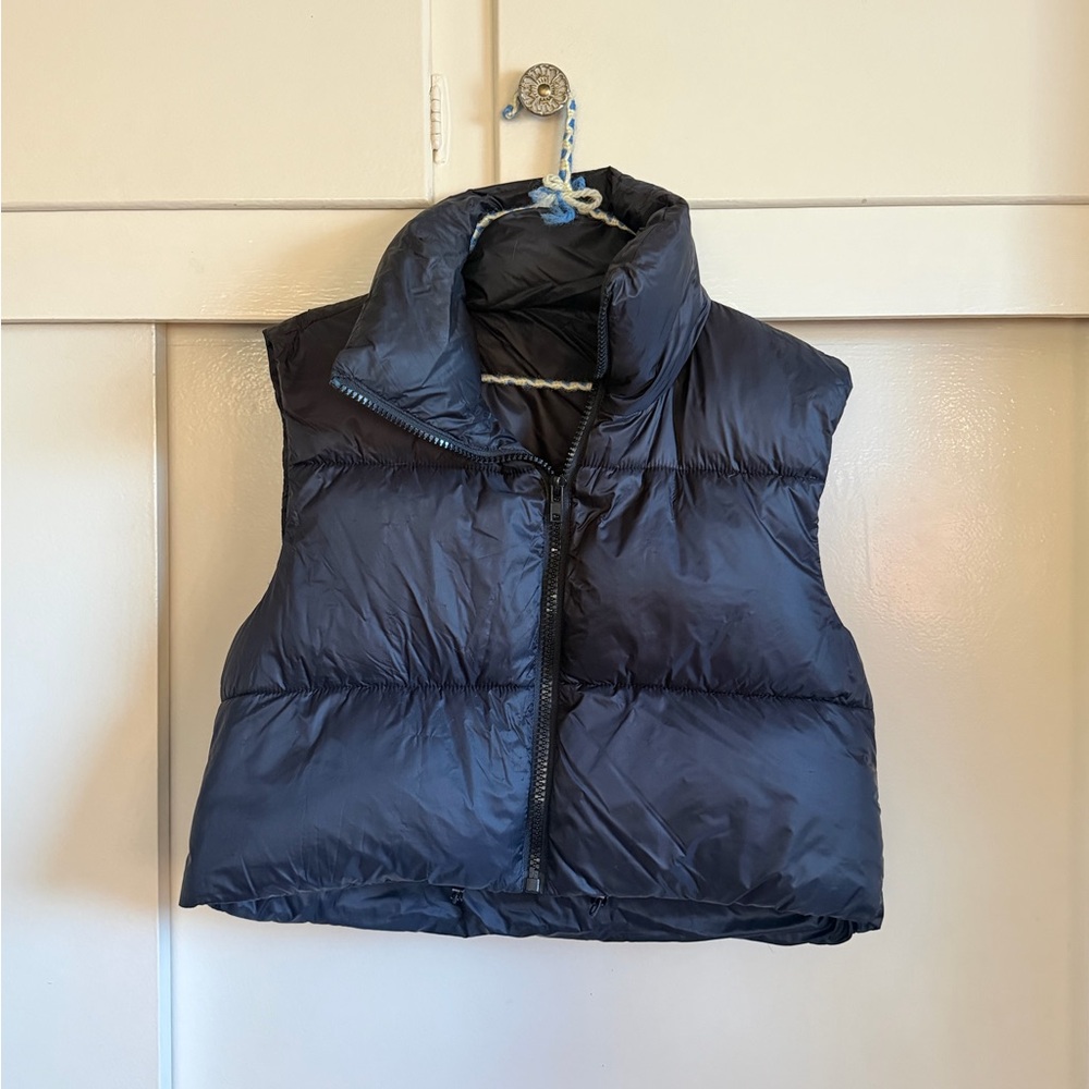 Black Cropped Puffer Vest